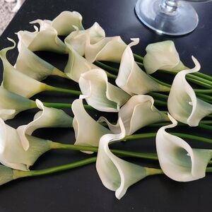 Chic Cream Artificial Calla Lilies